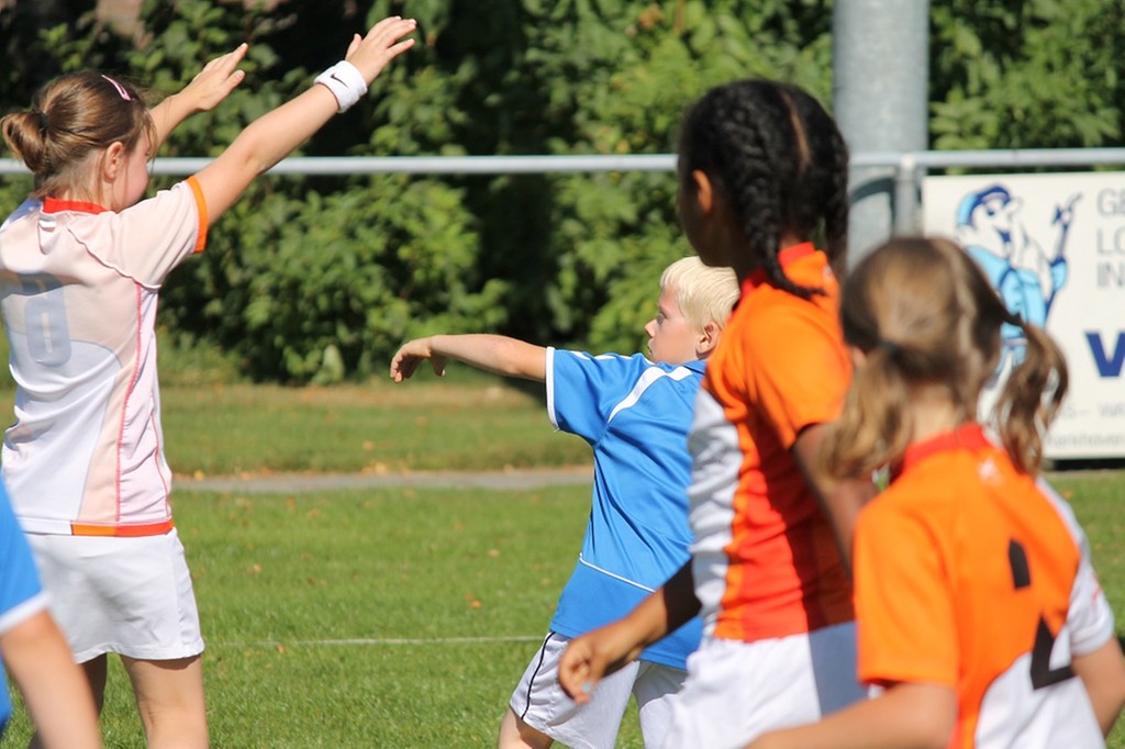 E2 tegen OJC 056.jpg